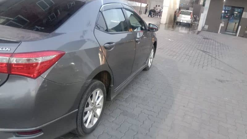 toyota-corolla-gli-2016-big-6