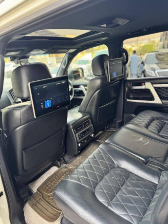 toyota-land-cruiser-2017-toyota-land-cruiser2017-big-17