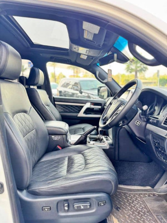 toyota-land-cruiser-2017-toyota-land-cruiser2017-big-16