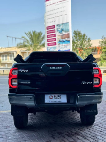 toyota-hilux-rocco-2021toyotahiluxrocco2021-big-3
