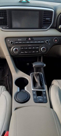 kia-sportage-fwd-2024-model-btr-thn-civicpradovezeldfsk-big-3
