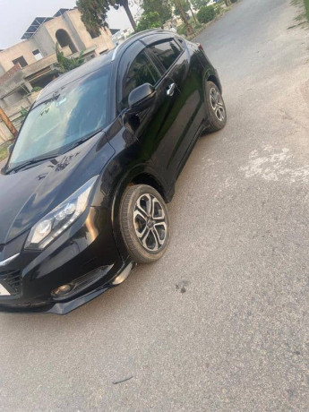 honda-vezel-2014-2016-model-big-3