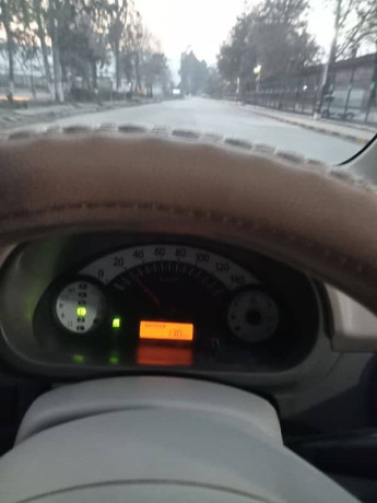 suzuki-alto-2013-big-6