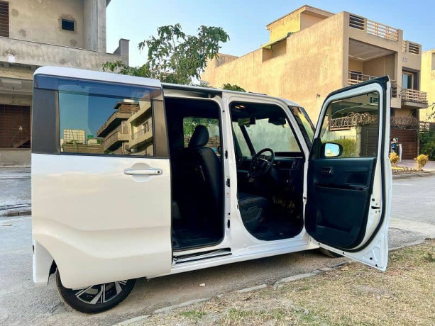 daihatsu-tanto-2022-big-2