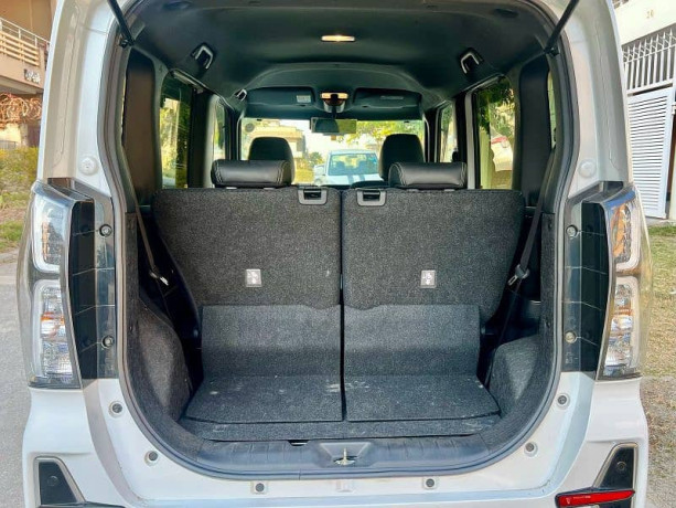 daihatsu-tanto-2022-big-12