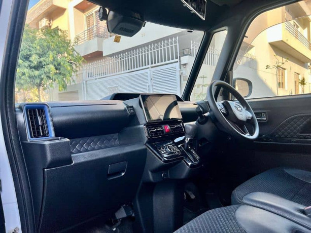 daihatsu-tanto-2022-big-6