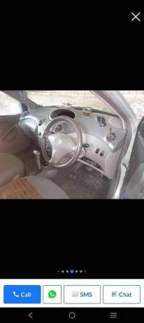 toyota-platz-2000-big-6