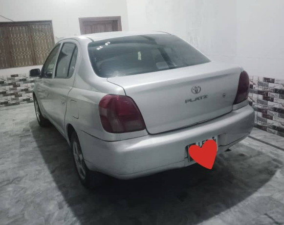 toyota-platz-2000-big-3
