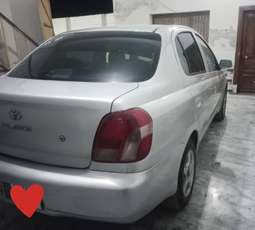 toyota-platz-2000-big-2