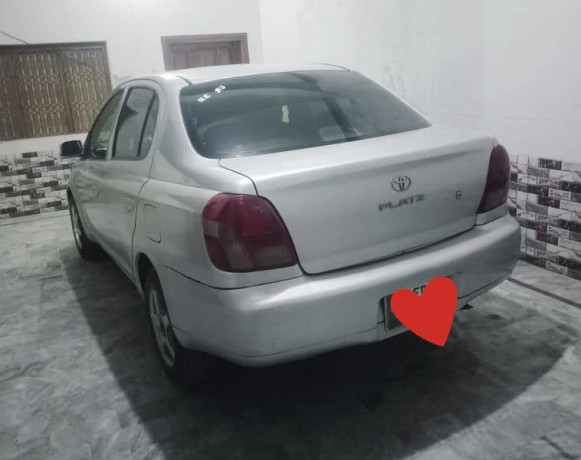toyota-platz-2000-big-4
