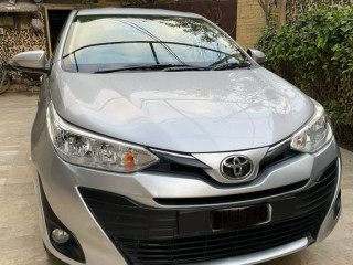 toyota-yaris-13-ativ-2022
