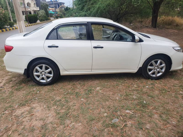 toyota-corolla-20-d-2009-sr-saloon-corolla-2009-big-4