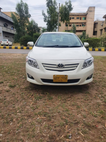toyota-corolla-20-d-2009-sr-saloon-corolla-2009-big-0