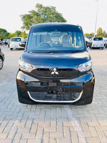 mitsubishi-ek-space-custom-2023-big-0