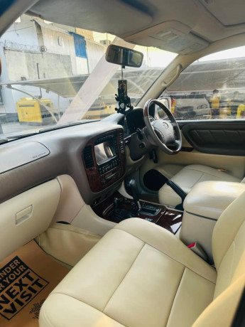 toyota-land-cruisermvx-limited-42d-2003-big-4