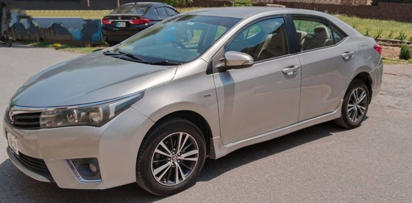 toyota-corolla-gli-204-big-2