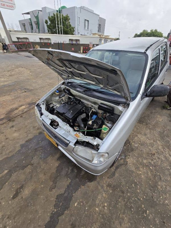 suzuki-alto-2005-big-8