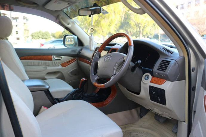 toyota-prado-2002-big-15