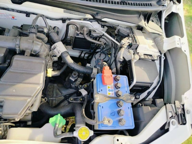 suzuki-alto-2022-big-15