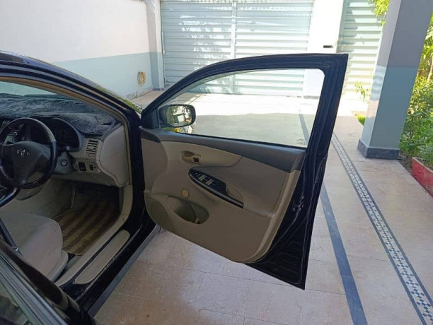 toyota-corolla-xli-2009-big-15