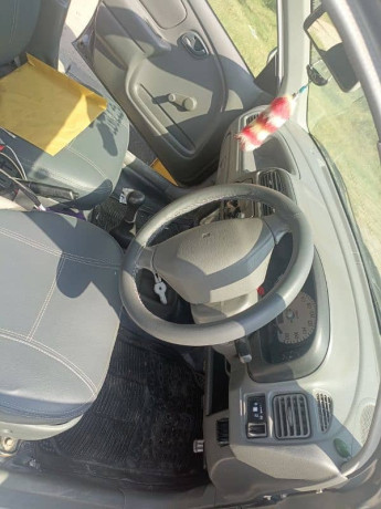 suzuki-alto-vxr-2010-big-0
