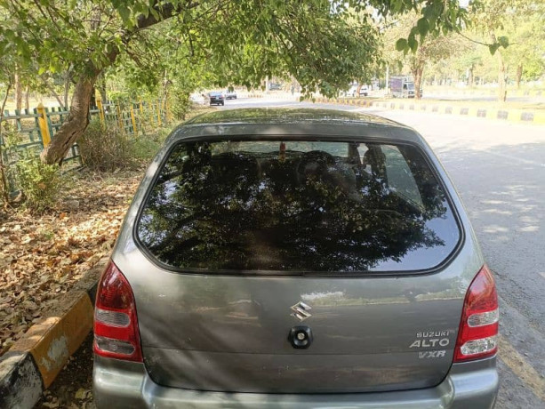 suzuki-alto-vxr-2010-big-15