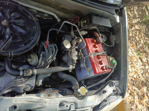suzuki-alto-vxr-2010-big-7