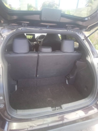 toyota-yaris-hatchback-g-10-2020-big-9