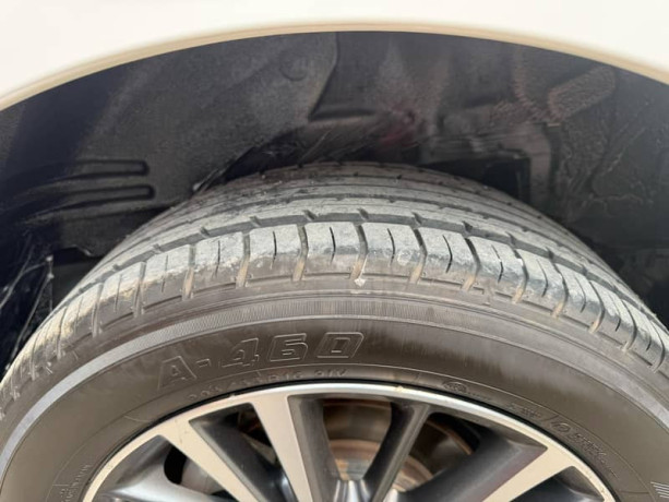 toyota-corolla-altis-2019-big-10