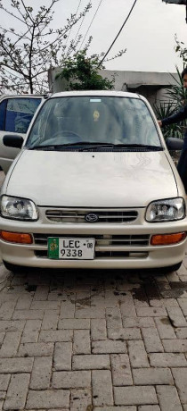 daihatsu-cuore-2008-big-5
