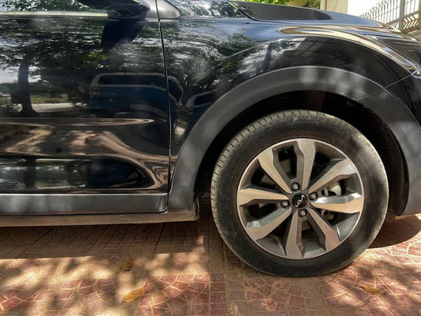 kia-stonic-ex-2022-model-big-13