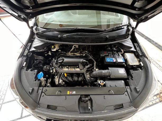 kia-stonic-ex-2022-model-big-6