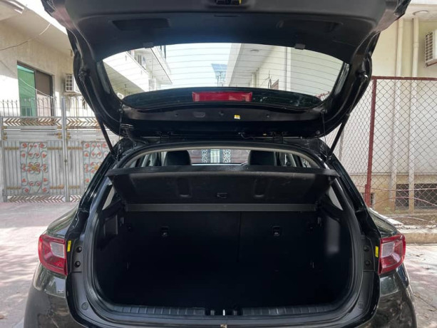 kia-stonic-ex-2022-model-big-10