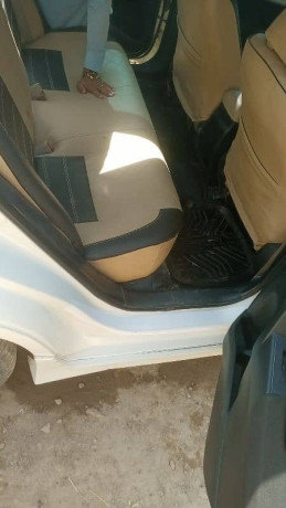 toyota-corolla-gli-2015-big-5