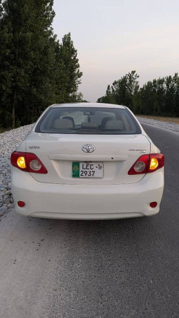 toyota-corolla-xli-2009-big-1