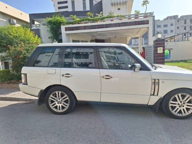 range-rover-vogue-2004-model-big-4