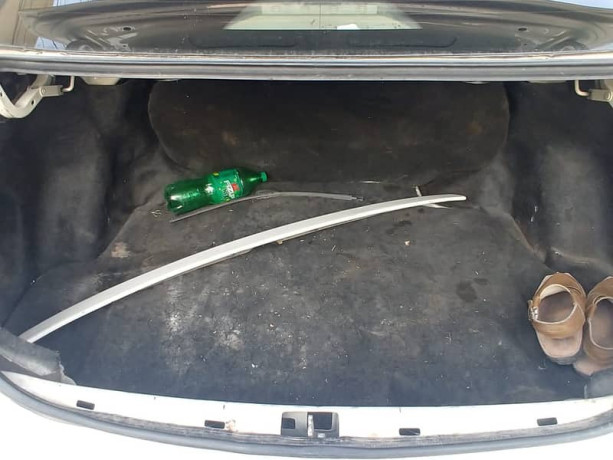 toyota-corolla-gli-13-vvti-2013-big-11