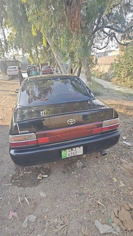 toyota-corolla-20-d-1998-big-4