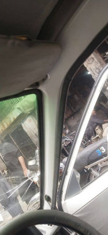 suzuki-mehran-2006-big-17
