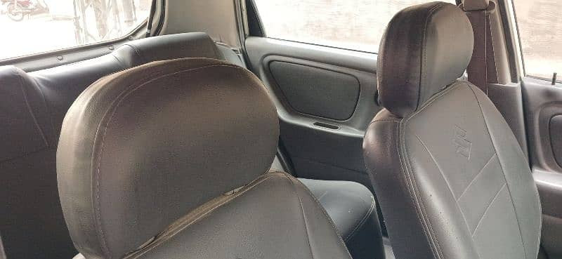 suzuki-alto-2010-big-8