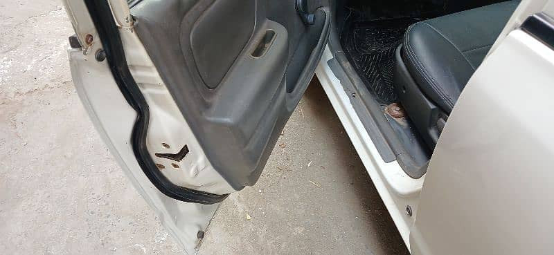 suzuki-alto-2010-big-7