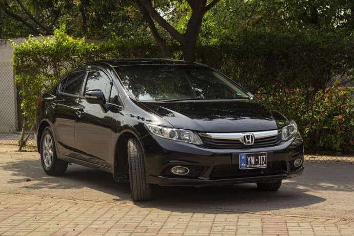 honda-civic-vti-oriel-prosmatec-2013-big-4