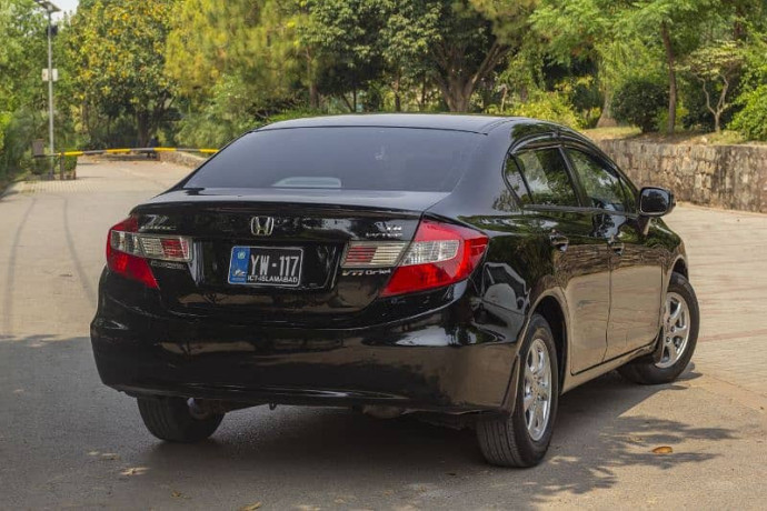 honda-civic-vti-oriel-prosmatec-2013-big-6