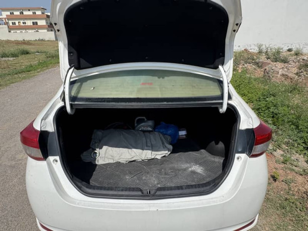 toyota-yaris-15-ativ-x-big-7
