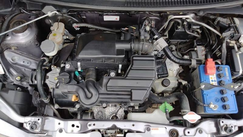 suzuki-alto-2024-vxr-ags-18000km-big-6