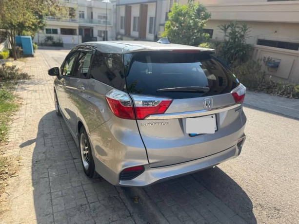 honda-fit-shuttle-hybrid-20182022-big-5