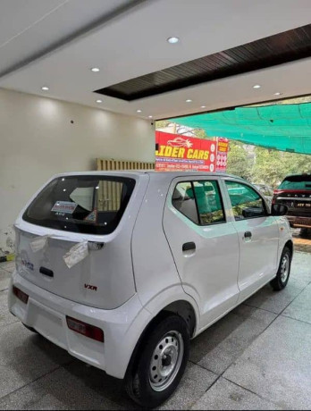suzuki-alto-2025-0301-3935762-big-3