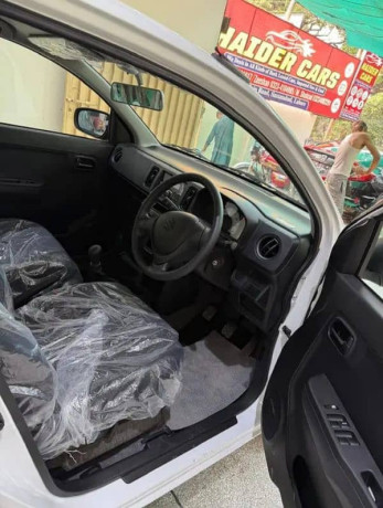 suzuki-alto-2025-0301-3935762-big-5