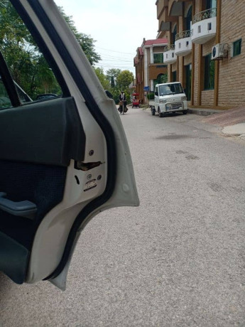 suzuki-cultus-vxr-2015-big-8