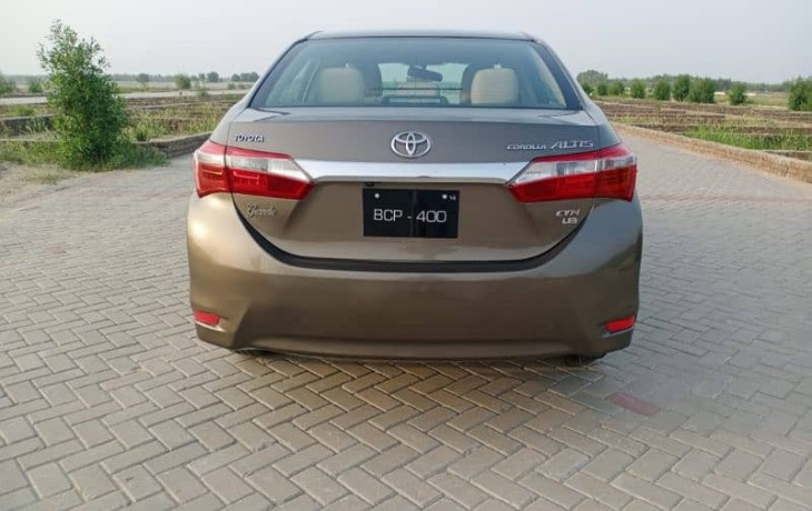 toyota-altis-grande-2014-big-2